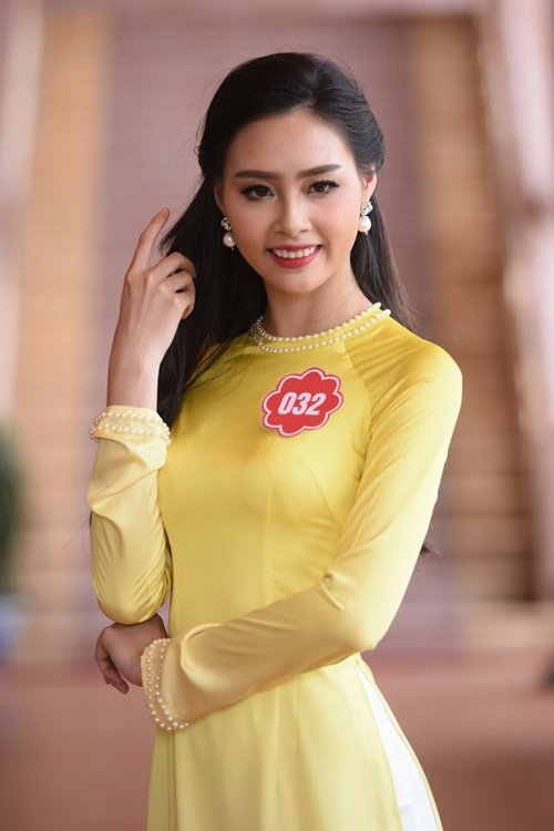 than hinh dep bat ngo cua tan hoa hau bien viet nam hinh anh 10