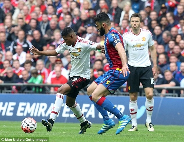 Voi Van Gaal, cup FA la su nguy bien tui ho hinh anh 2