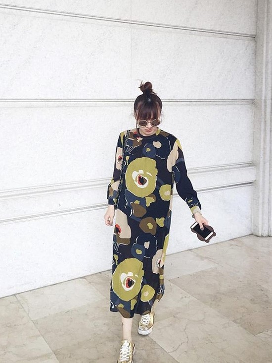 Minh Hang, Pham Huong dien street style noi bat tuan qua hinh anh 14