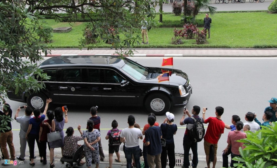 Nguoi Ha Noi chao don Tong thong Obama hinh anh 7