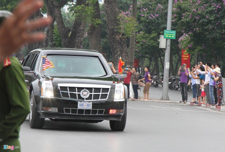 Nguoi Ha Noi chao don Tong thong Obama hinh anh 10