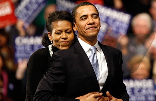 obama-vi-tong-thong-khong-ngai-the-hien-tinh-yeu-voi-vo-7