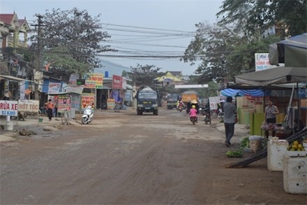 Chi buon ga bi giet, cuop tien luc rang sang hinh anh 1