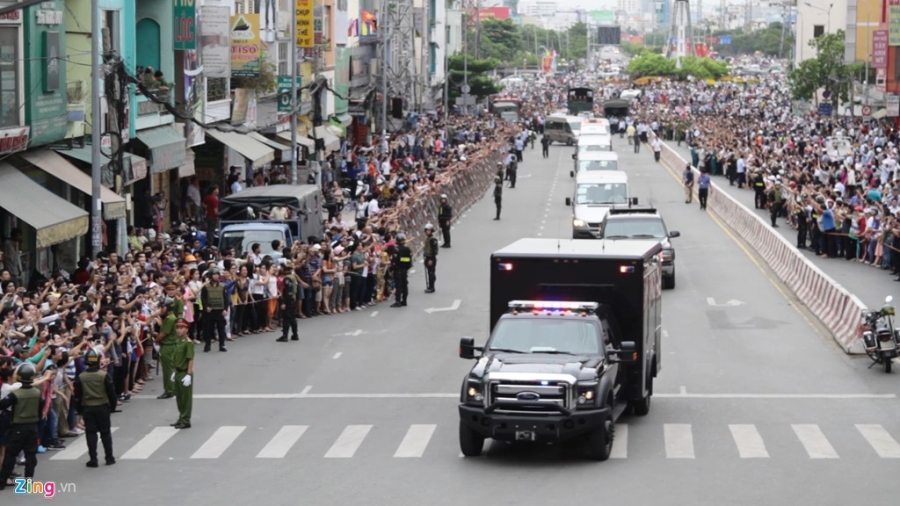 Chi tiet doan xe ho tong Tong thong Obama o Sai Gon hinh anh 11