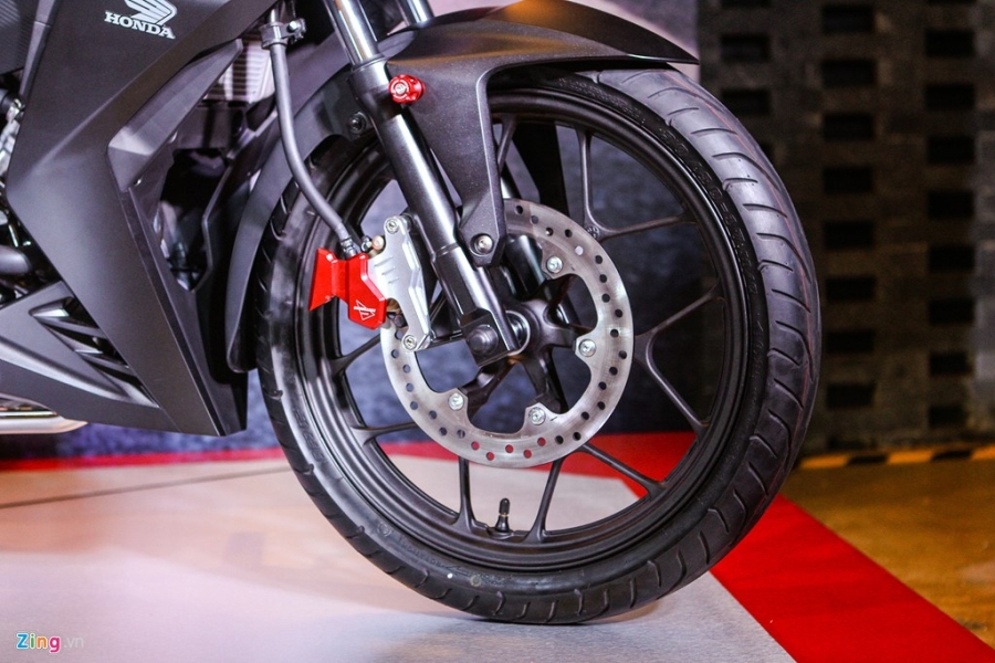 Honda Winner 150 do chinh hang dau tien tai Viet Nam hinh anh 4