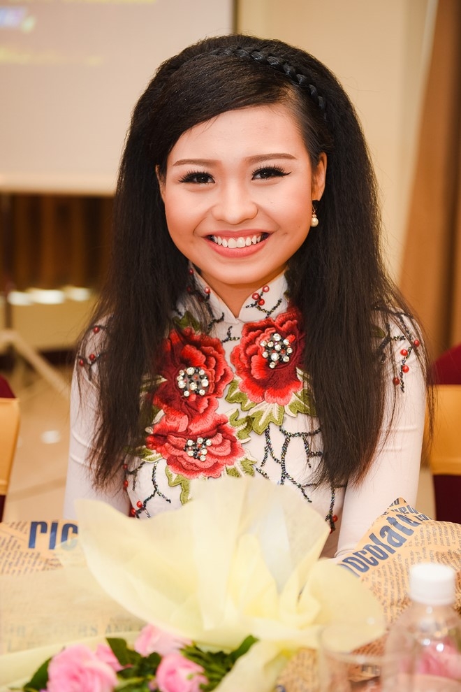 Kim Tu Long cuu mang con gai cua dong nghiep da qua doi hinh anh 5