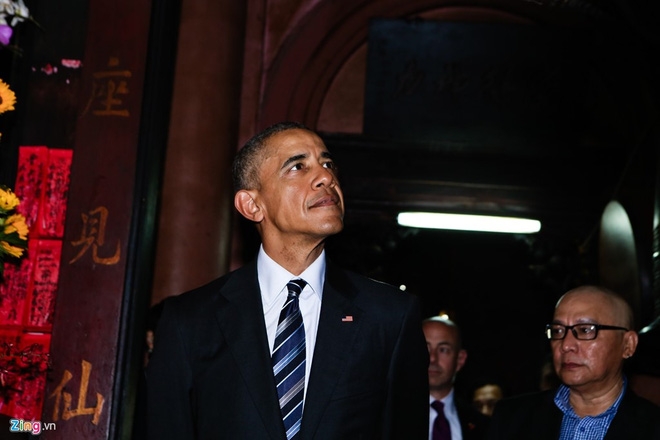 Những hình ảnh ấn tượng nhất của Tổng thống Obama trong 3 ngày ở Việt Nam - Ảnh 11.