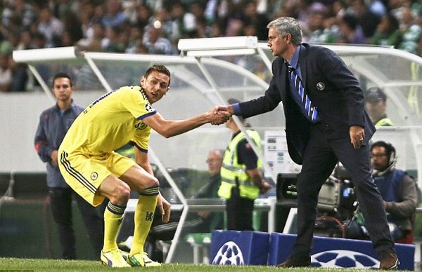 Manchester united, Man Utd, Ibrahimovic, Mourinho, John Stones, Matic,chuyển nhượng bất động sản