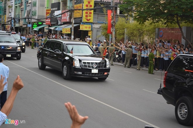 Tong thong Obama roi Sai Gon, ket thuc chuyen tham Viet Nam hinh anh 1
