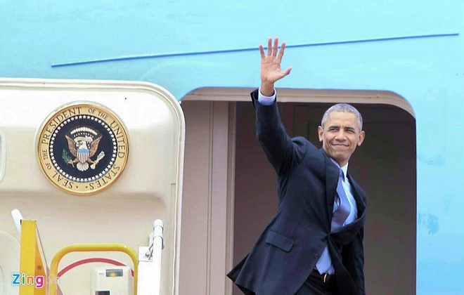 Tong thong Obama roi Sai Gon, ket thuc chuyen tham Viet Nam hinh anh 2