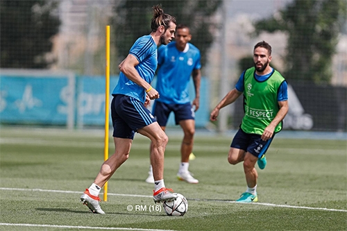 zidane-than-phuc-tai-cam-quan-cua-simeone-1