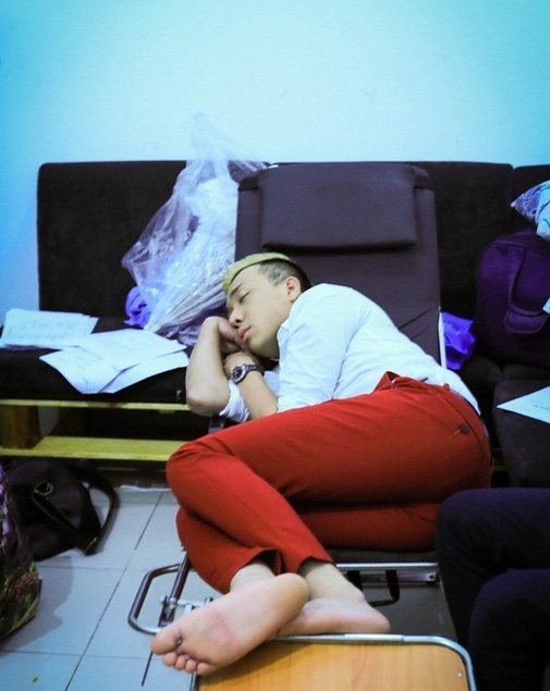 Cái giá cho việc đắt show và kiếm tiền bạc tỉ của Trấn Thành - 2