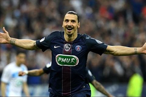 Gia nhap MU, Ibrahimovic lay luon ao so 9 cua Martial hinh anh