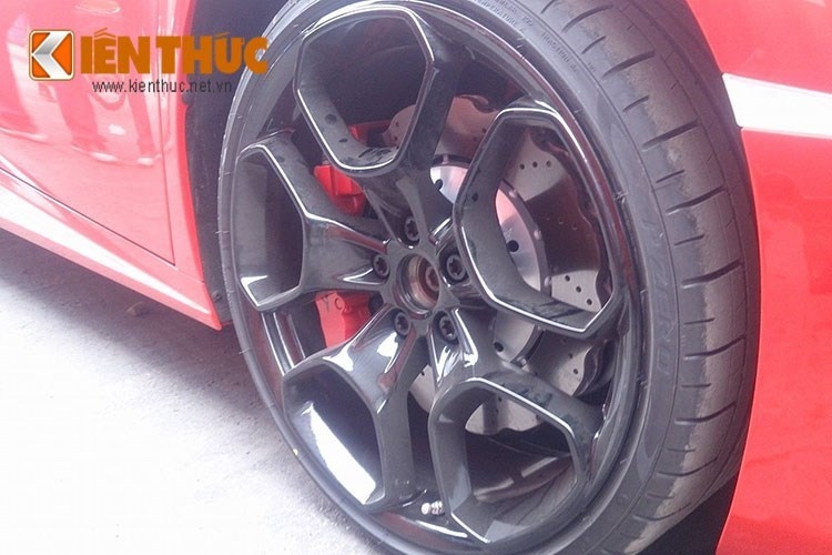 Lamborghini Huracan se “doi gia” them 5,5 ty tai Viet Nam-Hinh-8