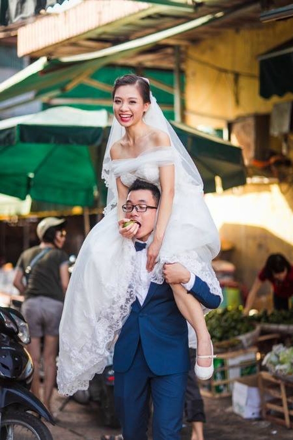 ảnh cưới khó đỡ