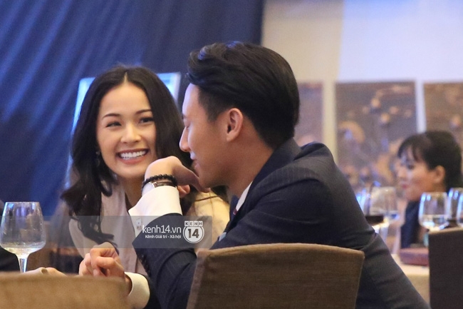 Dàn sao Việt xúng xính váy áo dự sự kiện của Ngô Thanh Vân - Ảnh 4.