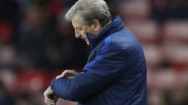 Hodgson đang phải đối mặt với một quyết định khó khăn