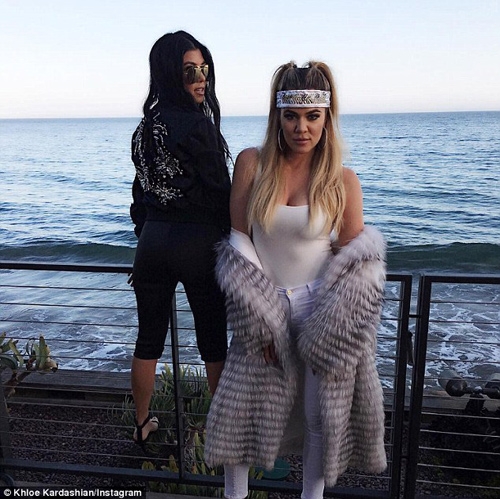 Kim Kardashian lại gây 