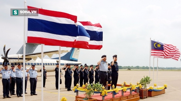 Việt Nam đưa tiêm kích Su-30MK2 diễn tập ở nước ngoài? - Ảnh 1. Việt Nam đưa tiêm kích Su-30MK2 diễn tập ở nước ngoài? - Ảnh 1.