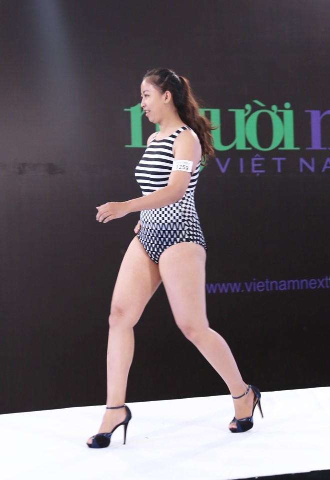 Thi sinh lun, map gay cuoi khi catwalk o Next Top Model hinh anh 6