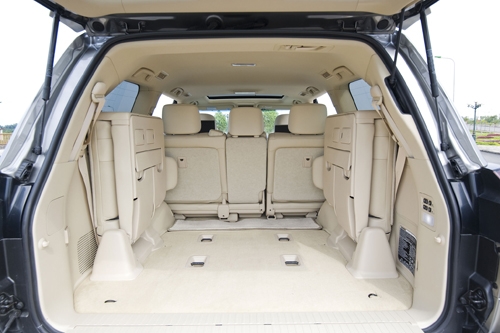 anh-chi-tiet-lexus-lx570-moi-9