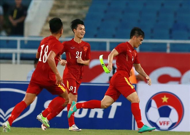 Cong Vinh an dinh thoi diem giai nghe tren bao nuoc ngoai hinh anh