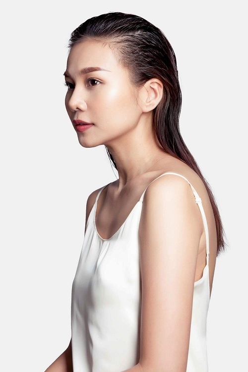 thanh-hang-vach-ao-khoe-nguc-tran-3