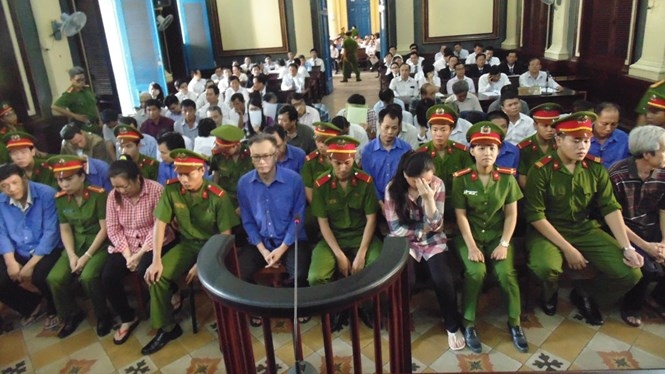 Các bị cáo tại phiên tòa /// Ảnh: Phan Thương