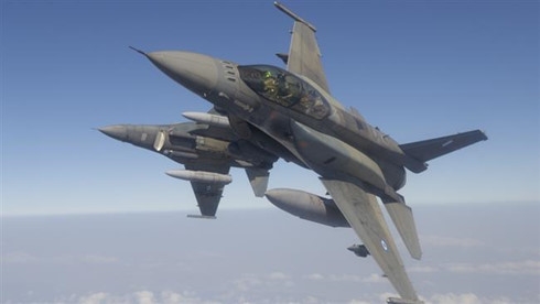 hai chien dau co f-16 cua my dam nhau hinh 0