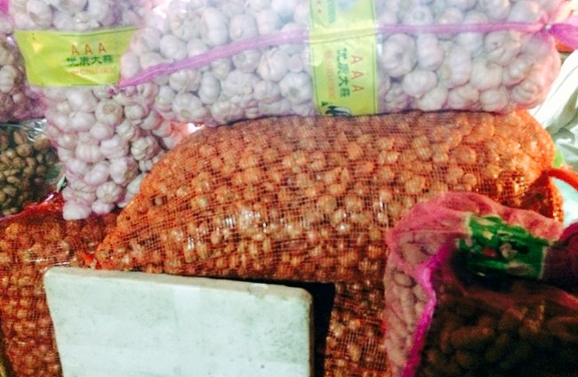 hành trung quốc, tỏi trung quốc, dân việt ăn hành tỏi trung quốc, hành tỏi trung quốc nhập khẩu, gia vị Tàu, cửa khẩu Tân Thanh