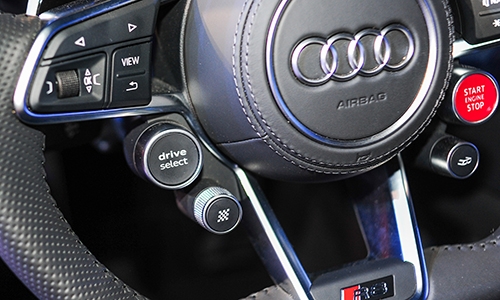 audi-khoe-r8-v10-plus-tai-ha-noi-10