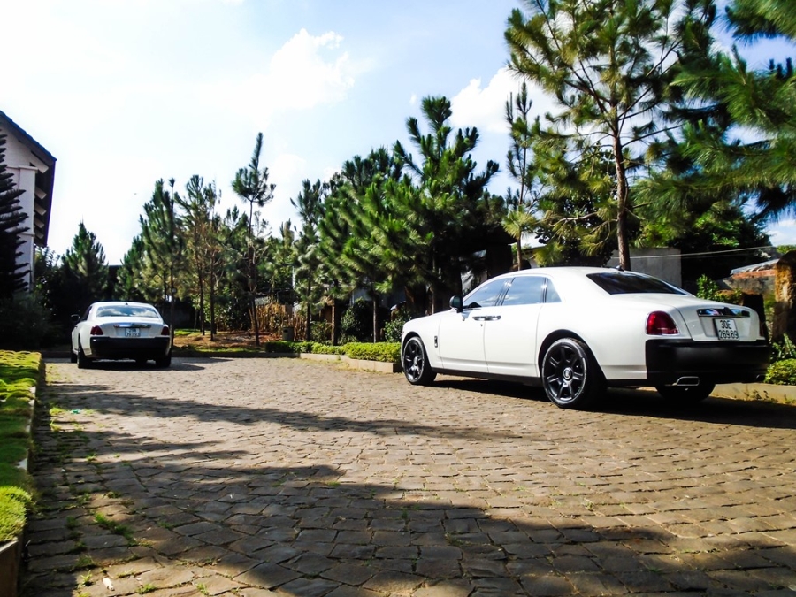 Dai gia Dak Lak choi Rolls-Royce theo cap hinh anh 5