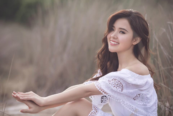 midu-khanh-ly-manh-me-vuot-qua-cu-soc-phu-tinh