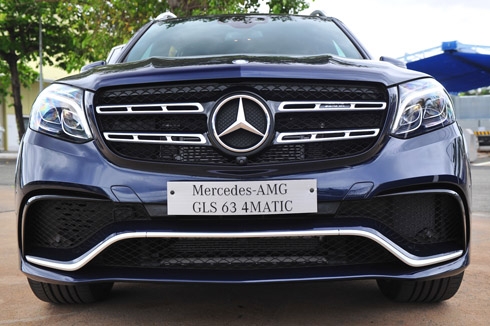 lo-dien-mercedes-gls63-amg-gia-8-43-ty-dong-tai-viet-nam