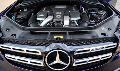 lo-dien-mercedes-gls63-amg-gia-8-43-ty-dong-tai-viet-nam-5