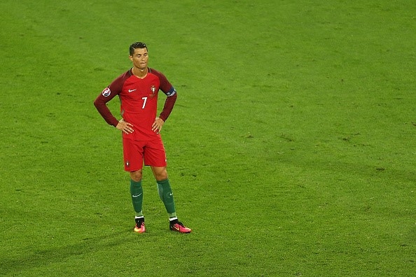 Chi trich Ronaldo la toi ac kinh khung hinh anh 1