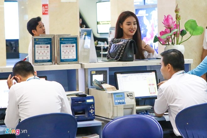 Truong Giang - Nha Phuong chay hoi ha o san bay vi tre gio hinh anh 6