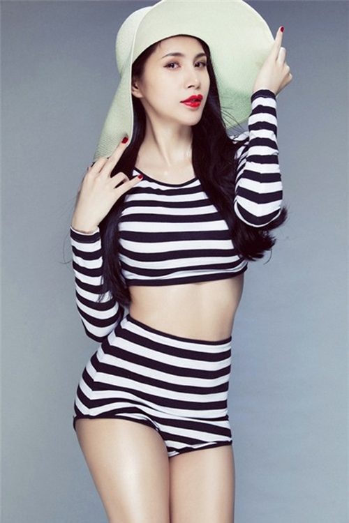 hanh-trinh-mai-giua-nhan-sac-cua-thuy-tien-6