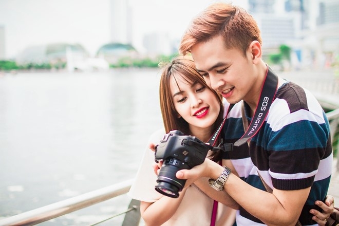Vo chong Tu Vi - Van Anh ngot ngao o Singapore hinh anh 5