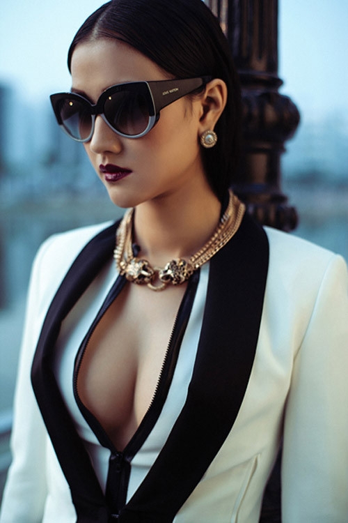 5 my nu tuoi rong mac sexy lam mua lam gio vbiz - 10