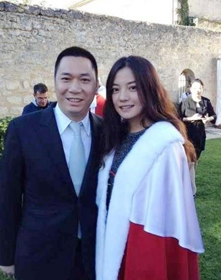 Trieu Vy len tieng ve tin don ly hon chong dai gia hinh anh 2