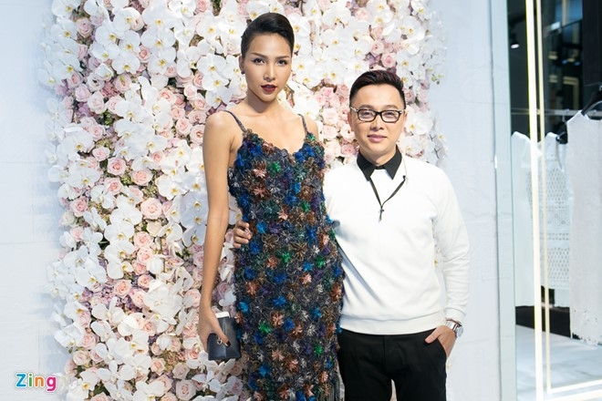 Toc Tien, Angela Phuong Trinh noi bat o su kien hinh anh 14