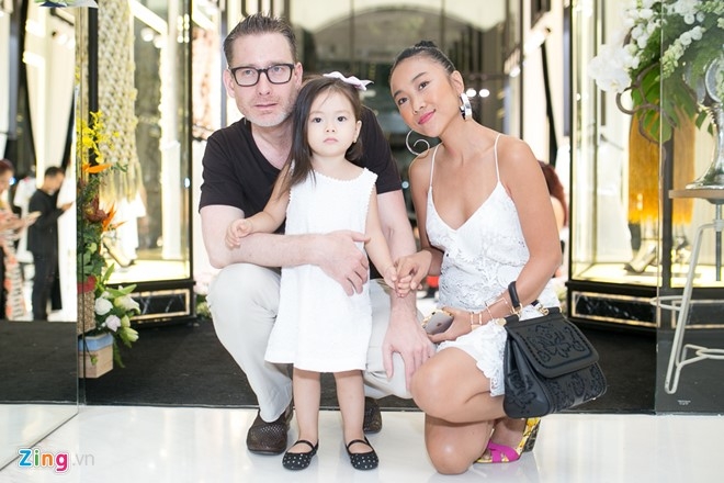 Toc Tien, Angela Phuong Trinh noi bat o su kien hinh anh 15