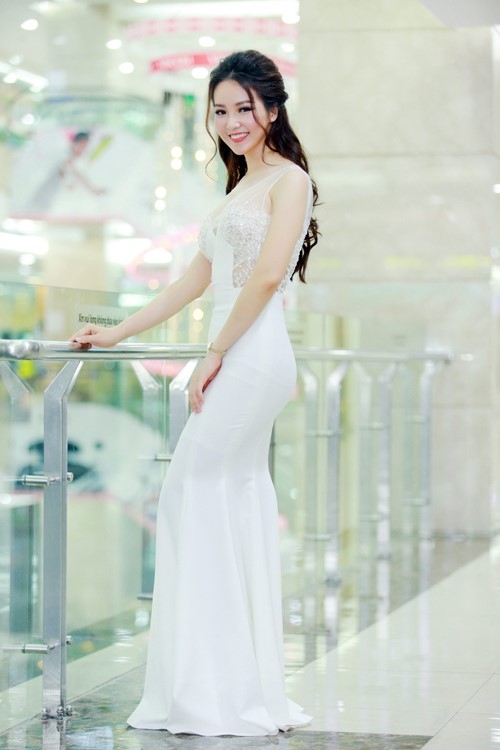 7 bo canh dep nhat showbiz Viet tuan qua hinh anh 2