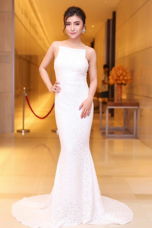 7 bo canh dep nhat showbiz Viet tuan qua hinh anh 7