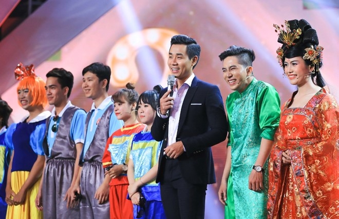 Lai Van Sam lam giam khao SV sau 20 nam hinh anh 3