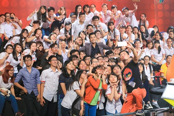 Lai Van Sam lam giam khao SV sau 20 nam hinh anh 8