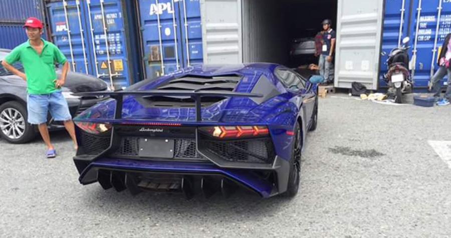 lamborghini-aventador-sv (2).jpg