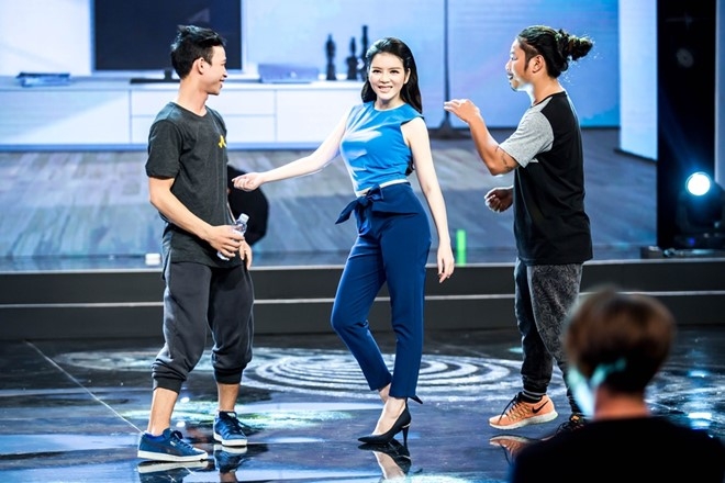 Ly Nha Ky lam MC khien Tran Thanh kho so hinh anh 2