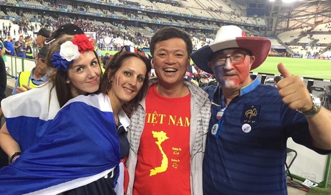 CDV Viet Nam cuong nhiet co vu tran ban ket Euro 2016 hinh anh 3